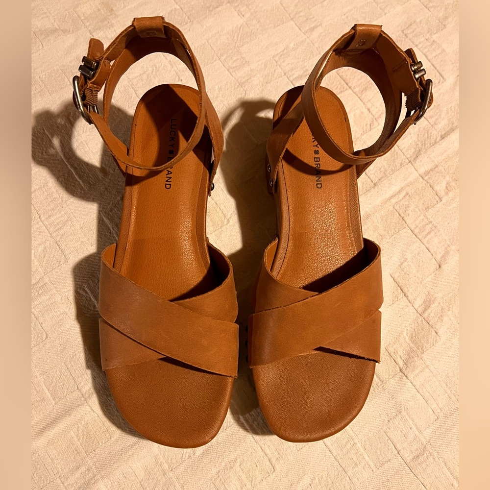 Lucky Brand size 10 Famla Leather Sandal